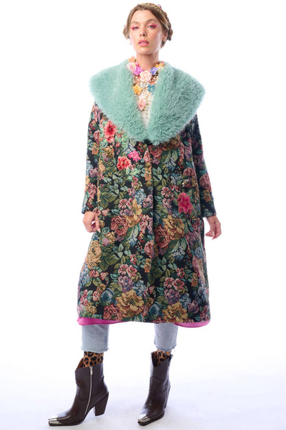 Aratta - Isabel Coat