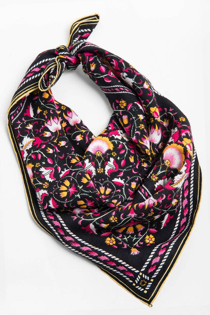 SAACHI - Tagore Bandana