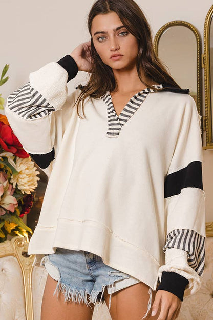 BUCKETLIST - T2004 -French Terry Knit Color-block Collared Loose Fit Top: S-M-L (2-2-2) / IVORY/NAVY