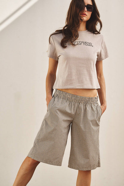 Urban Daizy - Classic Check Print Elastic Bermuda Shorts
