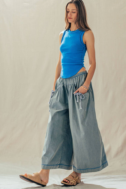 Urban Daizy - Ribbed Slim Fit Sleeveless Tank Top