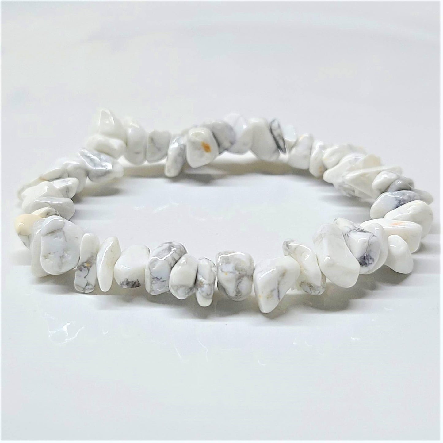 The Healing Sanctuary - Howlite Chip Bracelet