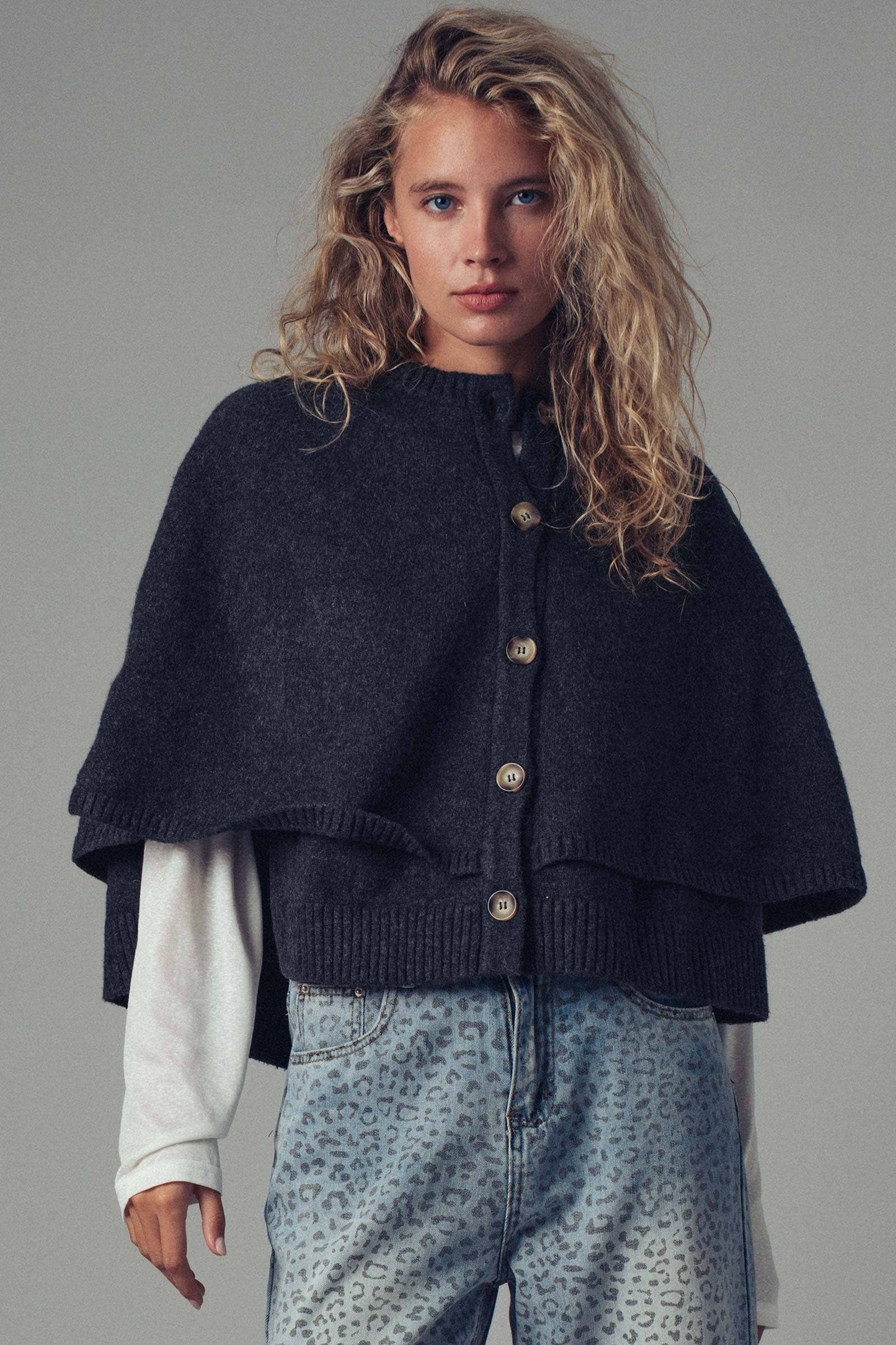 Urban Daizy - Wool Blend Button-Front Sweater Cape