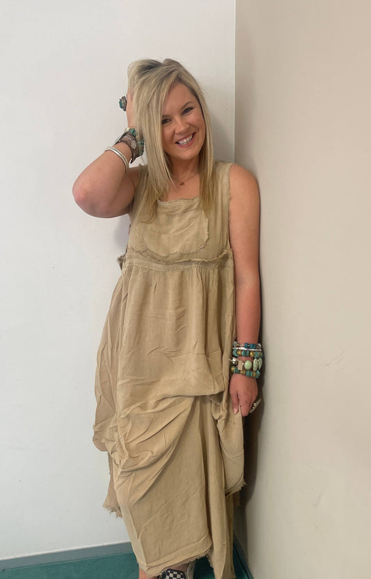 A Rare Bird Shop - "Tuckit Up"  Haystack Dress