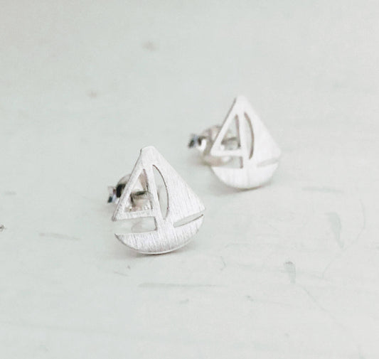 Fishgirl Designs - Flat Sailboat Earring