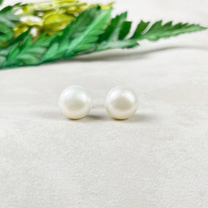 Ewelina Pas Jewelry - Silver 8mm Freshwater Pearl Orb Stud Earrings