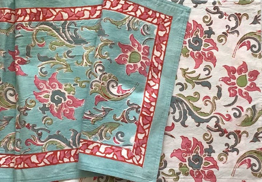 Natural Habitat - Table Runner 60" Azalea
