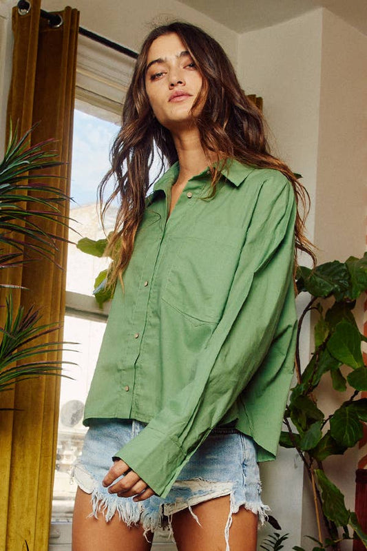 BUCKETLIST - T1866 Button-up Oversized Solid Woven Crop Shirt