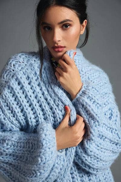 SAACHI - Chunky Oversized Knit Cardigan