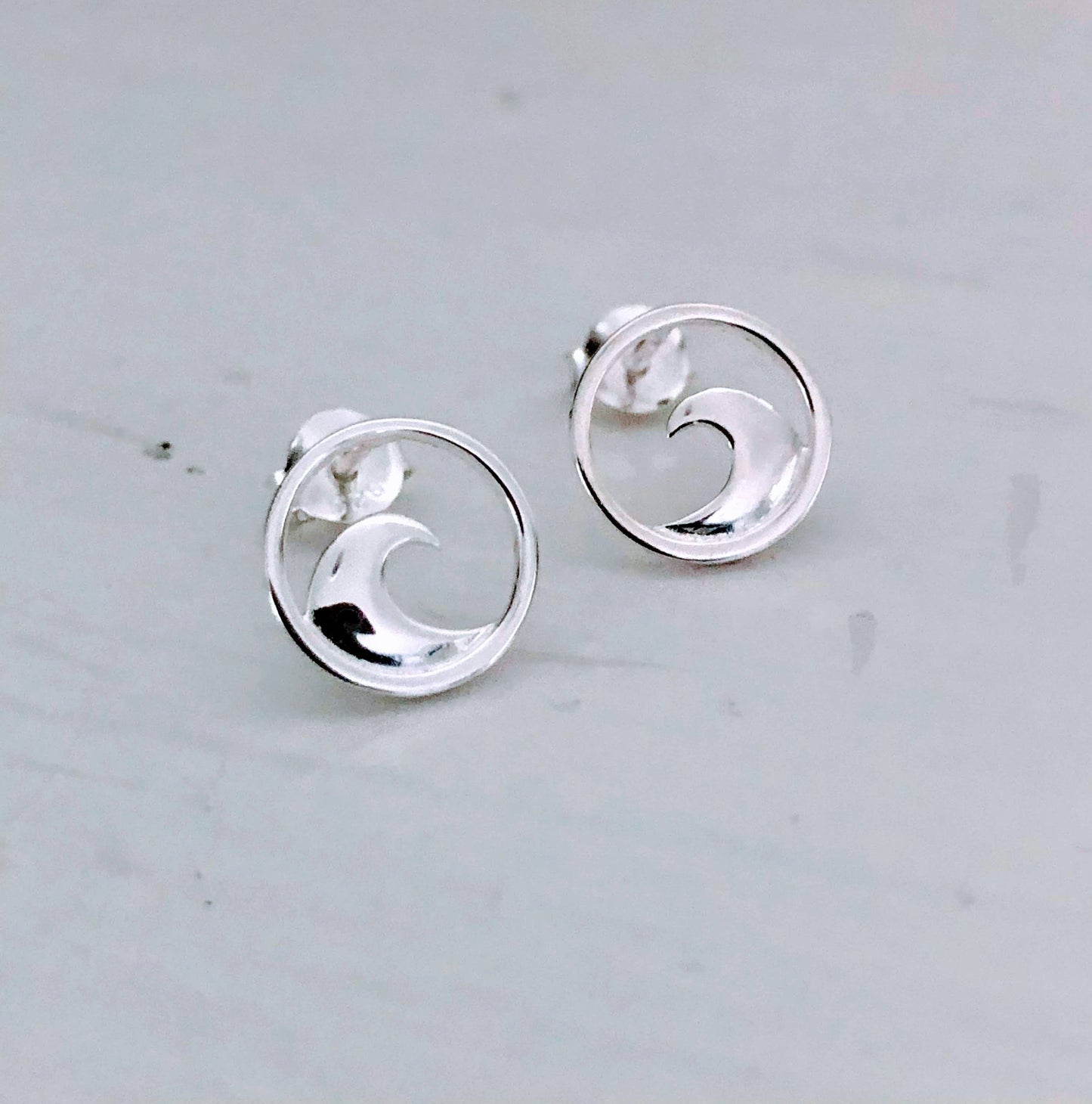 Fishgirl Designs - Wave Stud Earring