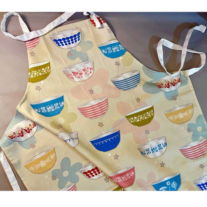 APRON Pyrex Vintage BOWLS COLLECTION Kitchen theme retro kitchen