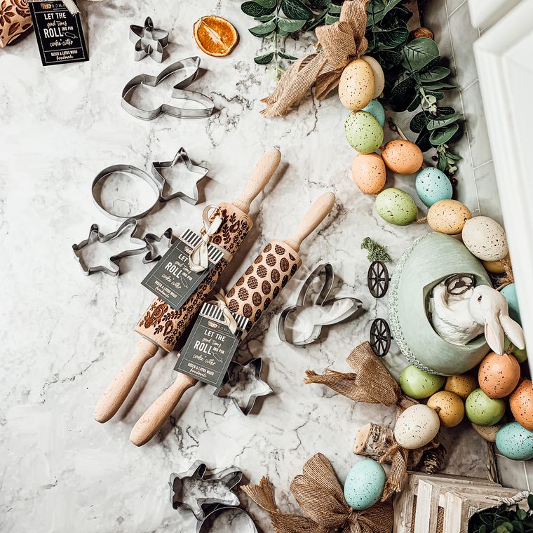 Easter & Spring Embossed Rolling Pin & Cookie Cutter Gift Set, Easter Cookie Baking